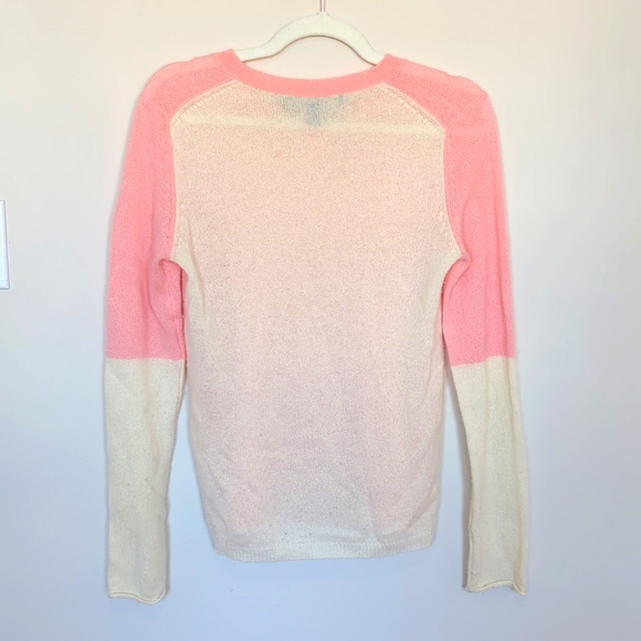 Pink cashmere sweater - Picture 3 of 4